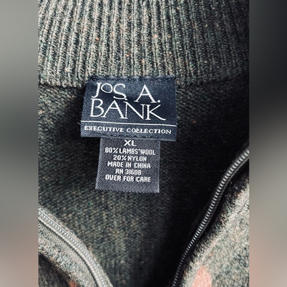 Jos A Bank MENS Size XL Sage green with tan - Picture 3 of 3